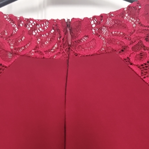 Belle Sky Burgundy Long Sleeve Mock Neck Sheath Dress - Picture 5 of 7